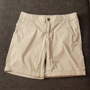 H&M tan shorts size US 6
